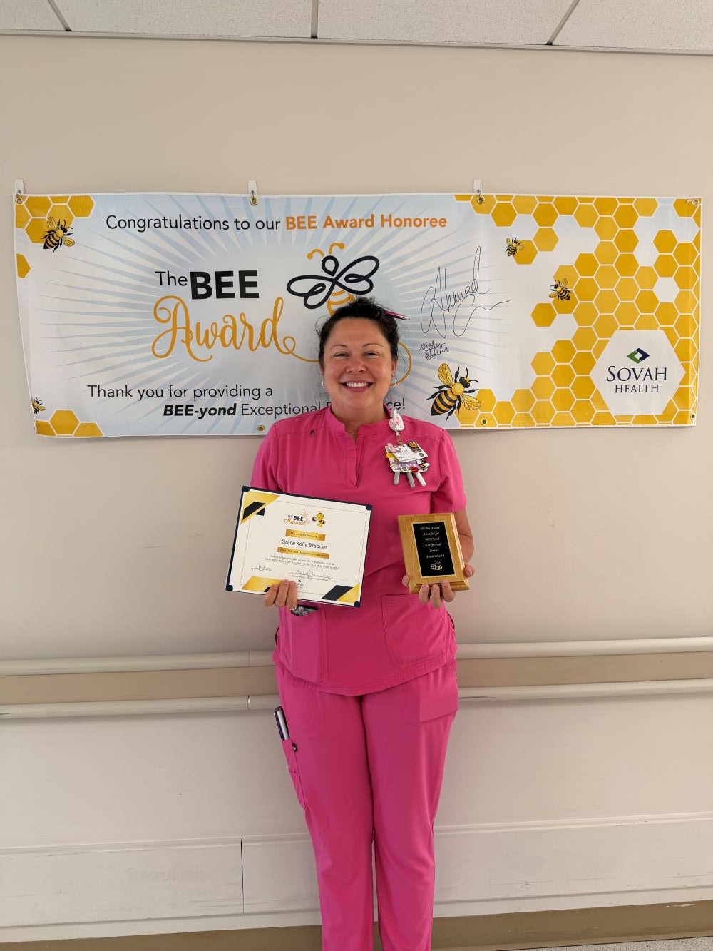 Sovah Health  –  Danville Announces BEE Award Winner